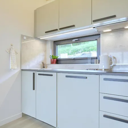 Okno Na Raj Caloroczne Holiday home *